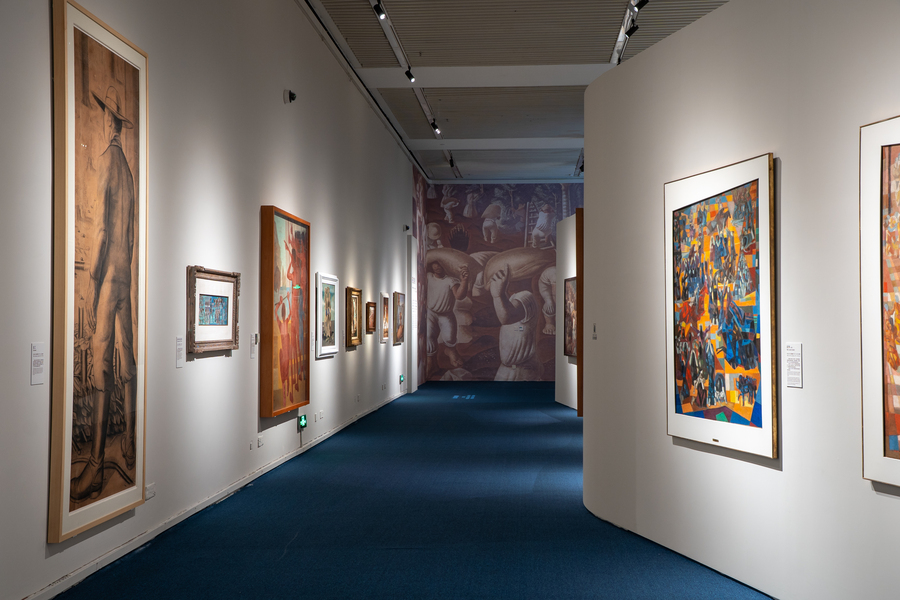 Montagem da Exposição O Brasil de Portinari no Museu Nacional da China