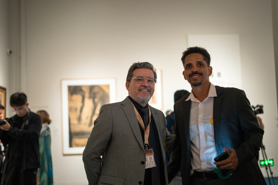 Cerimônia de abertura da exposição O Brasil de Portinari no Museu Nacional da China