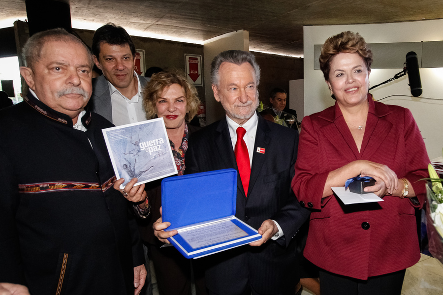 Exposição Guerra e Paz, de Portinari no  Memorial da América Latina