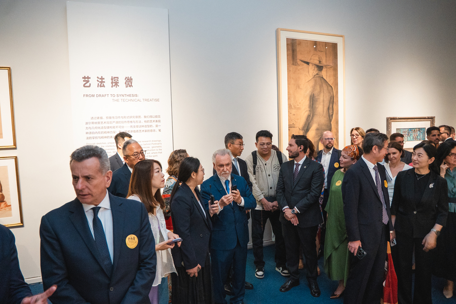 Cerimônia de abertura da exposição O Brasil de Portinari no Museu Nacional da China