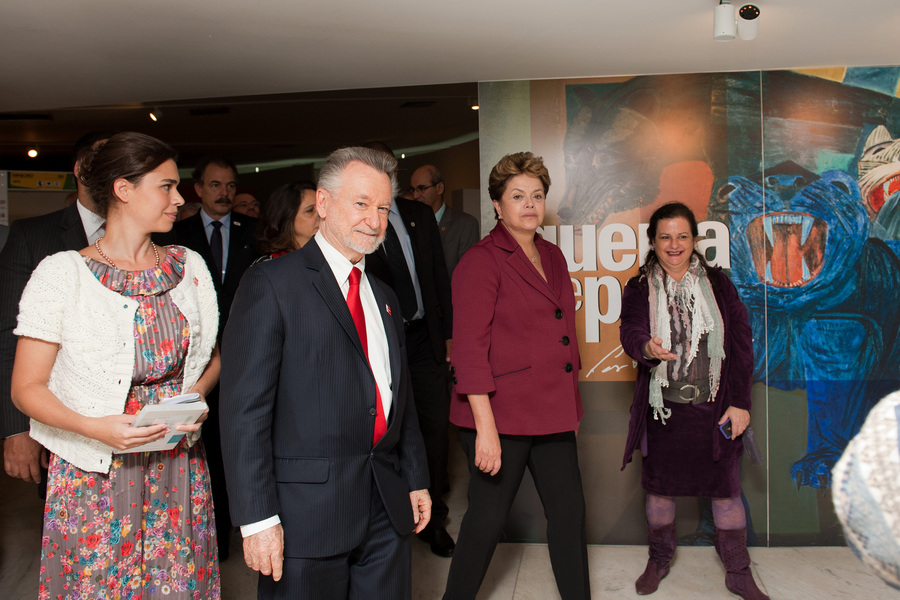 Exposição Guerra e Paz, de Portinari no  Memorial da América Latina