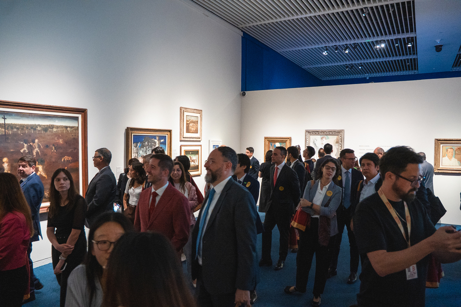 Cerimônia de abertura da exposição O Brasil de Portinari no Museu Nacional da China