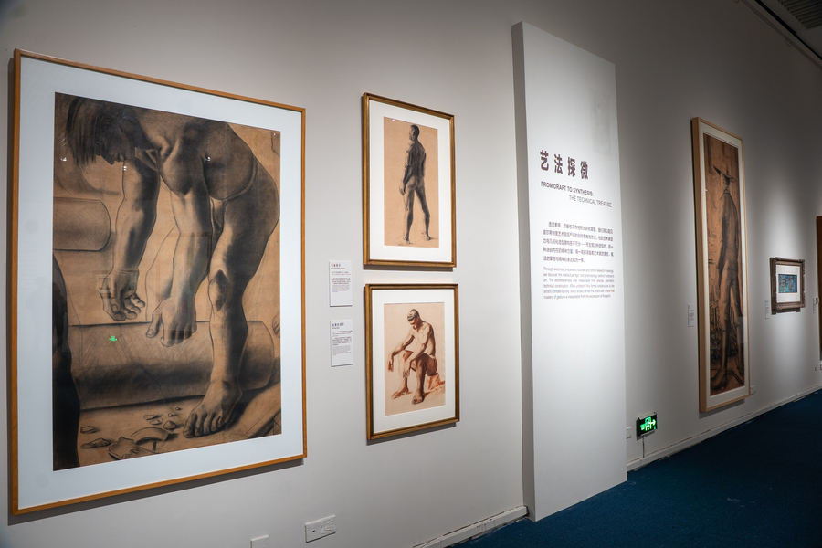 Montagem da Exposição O Brasil de Portinari no Museu Nacional da China