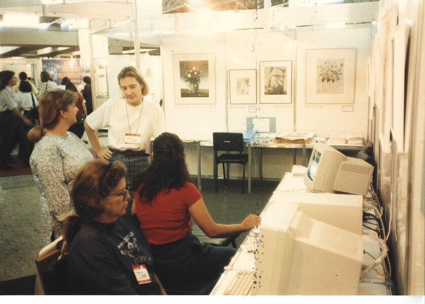 Equipe do Projeto Portinari na Feira de Informática COMDEX