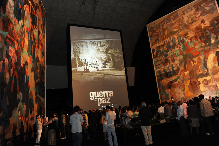 Inauguração da Exposição Guerra e Paz, de Portinari no  Memorial da América Latina