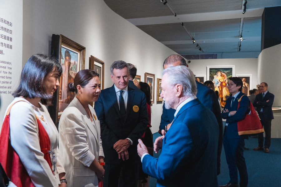 Cerimônia de abertura da exposição O Brasil de Portinari no Museu Nacional da China